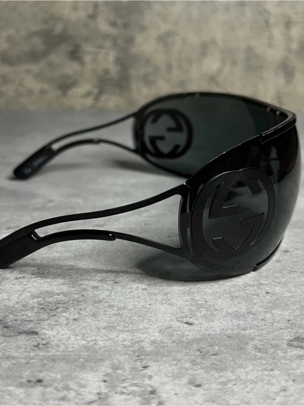 💯 🕶️ Authentic Gucci Black GG Shield Sunglasses 😎 rare